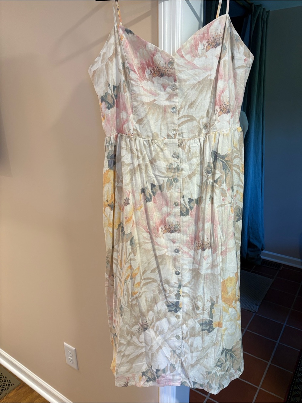 NWT H&M Cream Floral Spaghetti-Strap Button Midi Dress